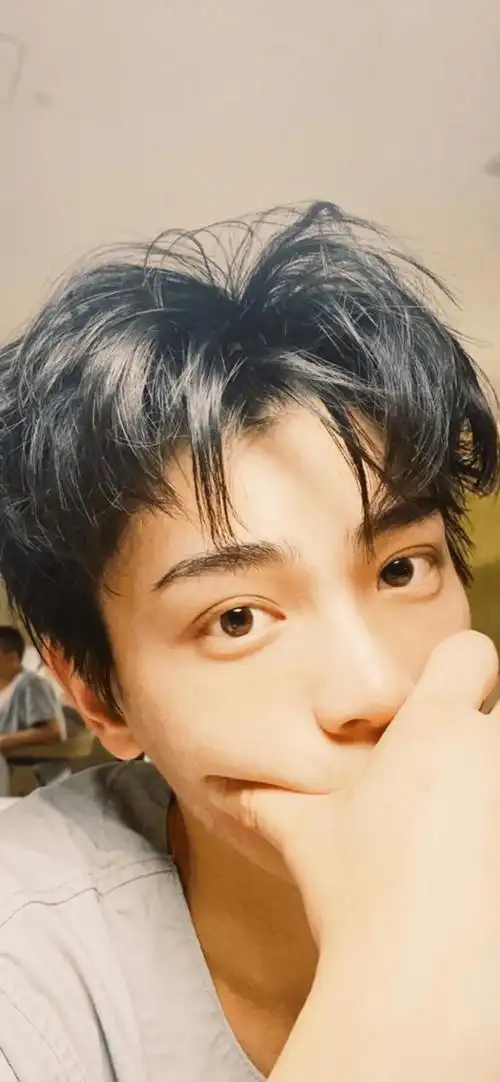 丁禹兮高清手机壁纸丁禹兮帅气壁纸图片丁禹兮为什么火了