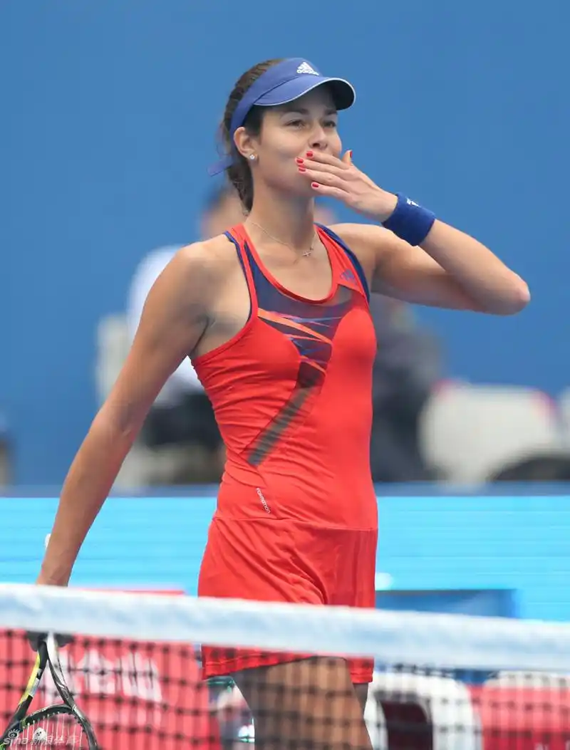 [中网]伊万诺维奇2-0佩内塔_高清图集_新浪网