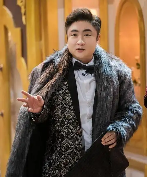 演员乔杉:一只脚跨进了娱乐圈,另一只脚却留在了洗脚城