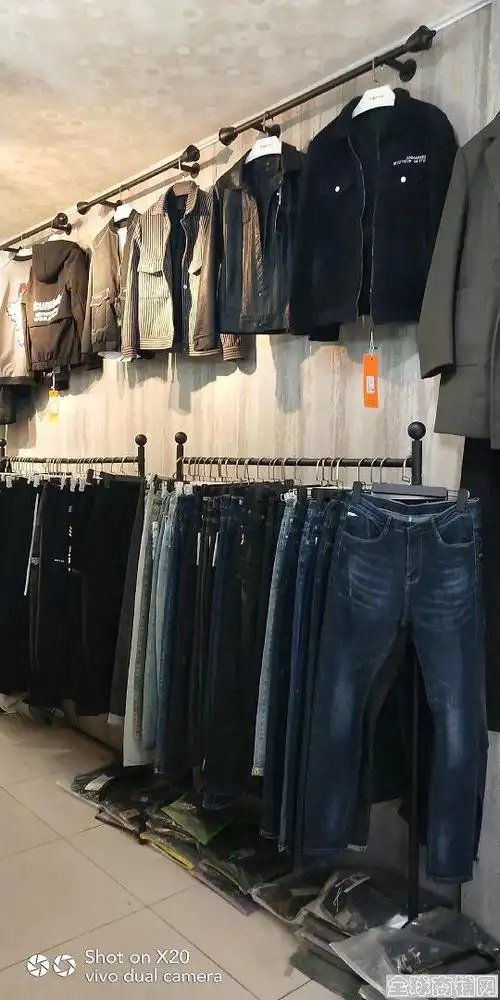 服装店男装艾瑞克男装店