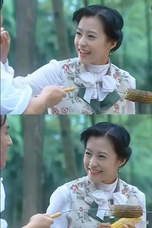 翻看郝蕾在《少年黄飞鸿》饰演的十三姨,剧中众多西洋风造型还是很