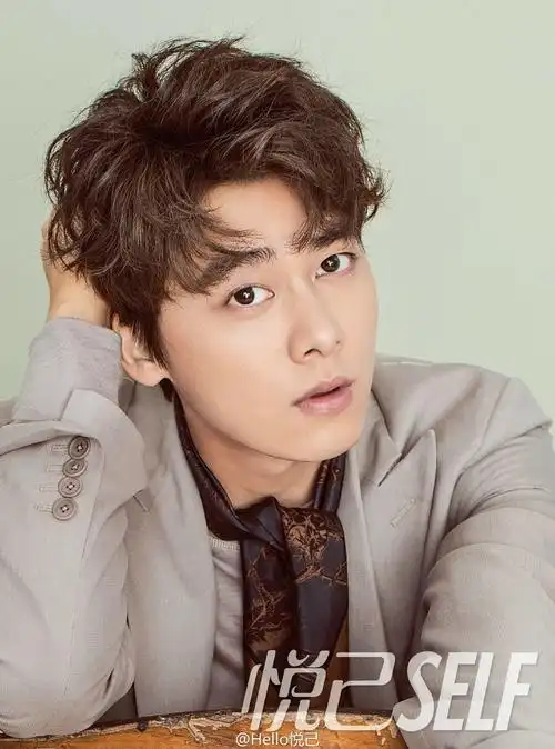 李易峰悦己大片回顾美色与美味一应俱全