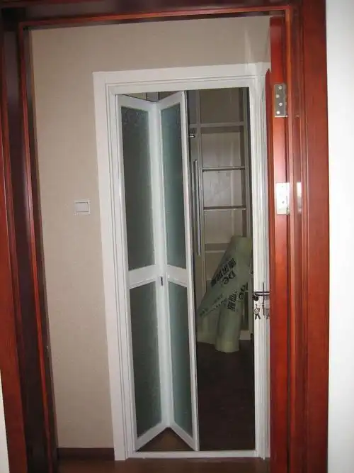 卫生间折叠门选购注意事项 卫生间折叠门好吗