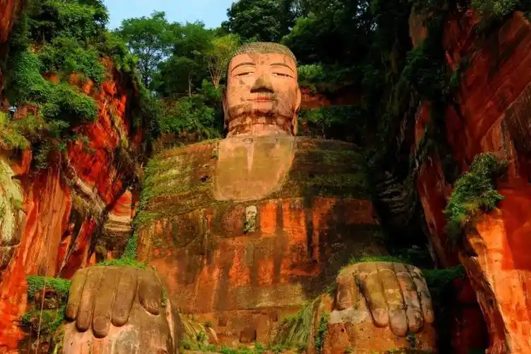 【中山青旅自组团】纯玩四川双飞六天全景游～_乐山大佛_中国_九寨沟