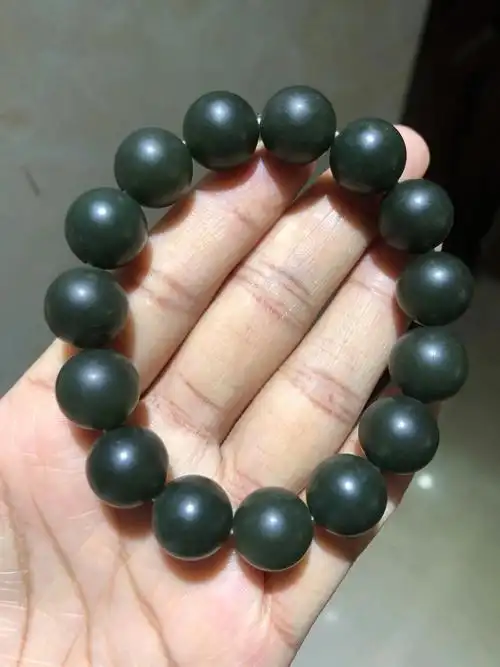 新疆和田玉青玉圆珠手串