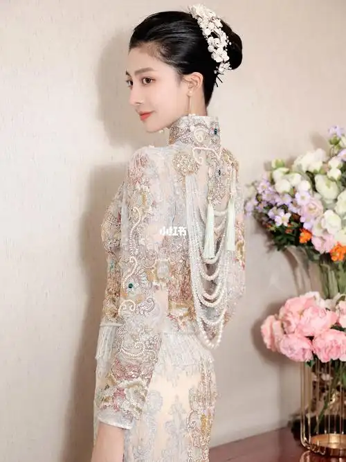 新中式婚礼礼服