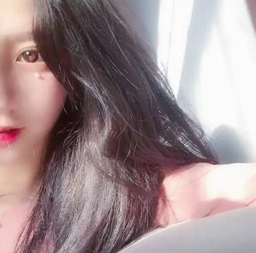 洝大人72半脸女头