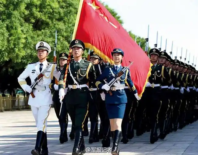 三军仪仗队女兵分队队长:因身高遗憾错过阅兵