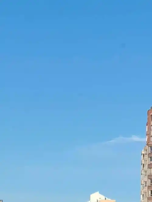 雨后的北京简直是一幅清新与欢喜交织的魅力画卷_城市_阳光_天空