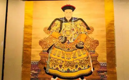 乾隆帝画像