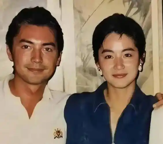 亚洲第一美男尊龙,没有父母没有家,名字都要自己取_陈冲_小角色_生活