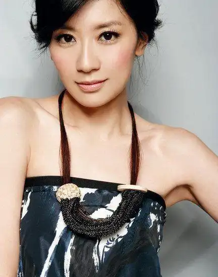 贾静雯演太平公主拒与陈红比较 称更像白骨精