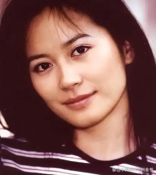 大学未上完抛弃铁饭碗53岁未婚未孕的她即将迎接美好人生