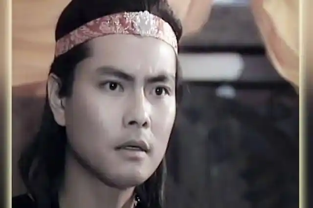 后来,在1990年他又出演了电视剧《封神榜》在里面饰演姬发,播出之后