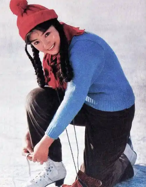 任冶湘:80年代清纯女神,曾红极一时,28岁巅峰时,因病隐退_表演_电影界