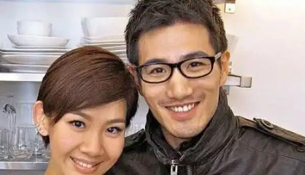 郑欣宜老公曝光,原来是肥姐熟悉的他,难怪郑少秋不敢反对