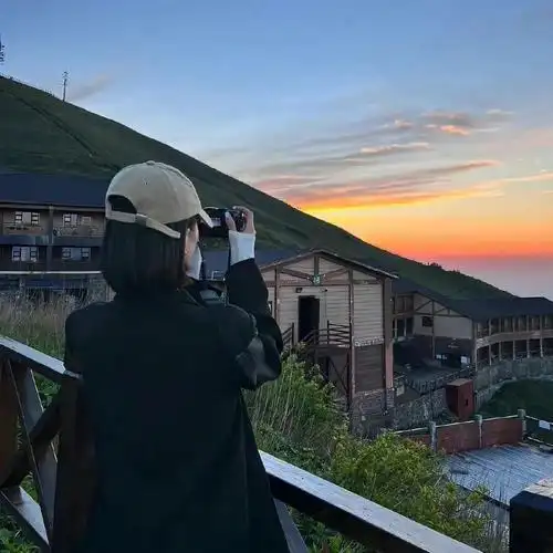 头像 #旅游#开心  希望每天都能开开心心的玩耍,看山看水 - 抖音