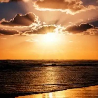 海上黎明破晓_风景静物头像_我要个性网