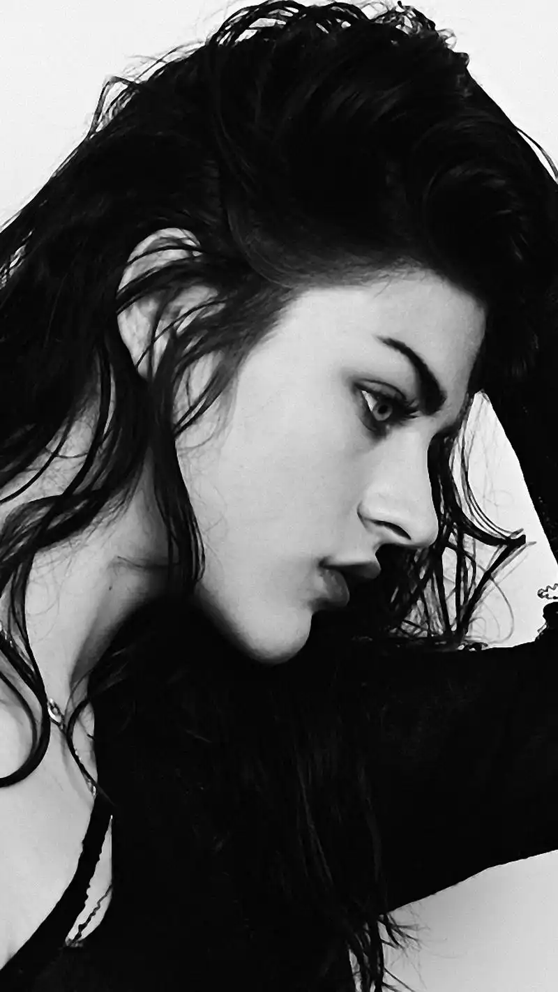 现言虐文:"我答应净身出户!"她藏起孕肚,绝望离去!