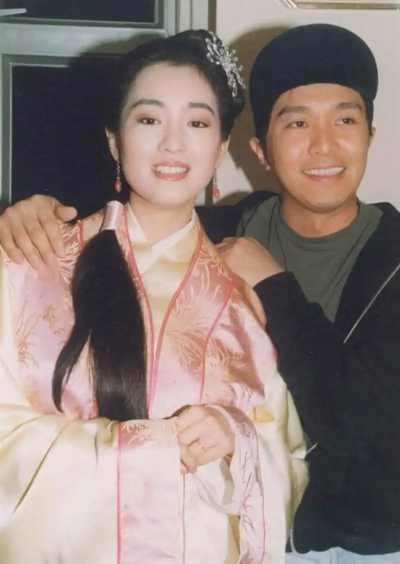 周星驰挑《唐伯虎》的秋香本不是巩俐,王祖贤张敏皆错过经典角色