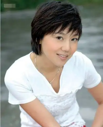 闫妮瘦下来的真正原因吃减肥药锻炼暴瘦20斤美到爆炸