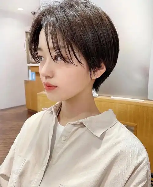 中性日系短发 乖巧也帅气~ - 99短媒 - 短视频运营推广学习教程平台 -