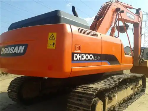 斗山dh300-7挖掘机