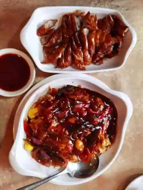 梁家菜馆-"系大众点评发现既店～就公司附近～过去唔远.