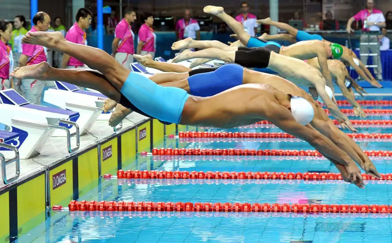 覃海洋和张雨霏是中国游泳队的佼佼者,他们在日本福冈世锦赛上的表现