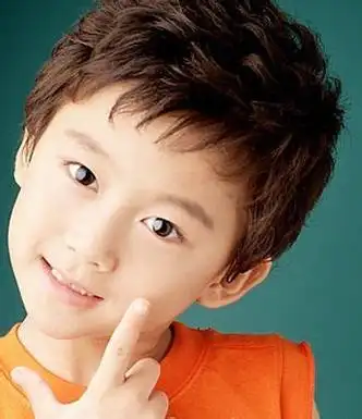 儿子已经5岁大,男宝宝的新潮发型有哪些?