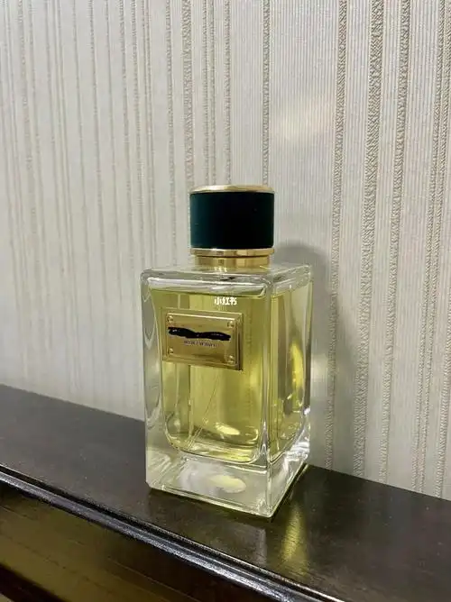 天鹅绒香根草香水,150毫升