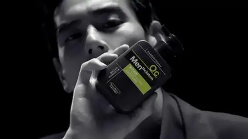 抢彭于晏同款冰爽活炭洁面神器