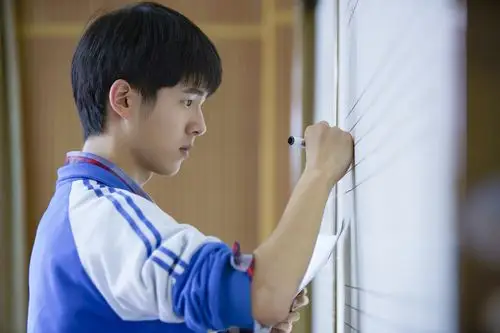 余淮- 堆糖,美图壁纸兴趣社区