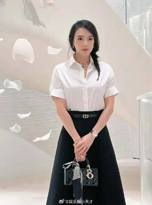 章子怡离婚后首次公开亮相##章子怡活动状态