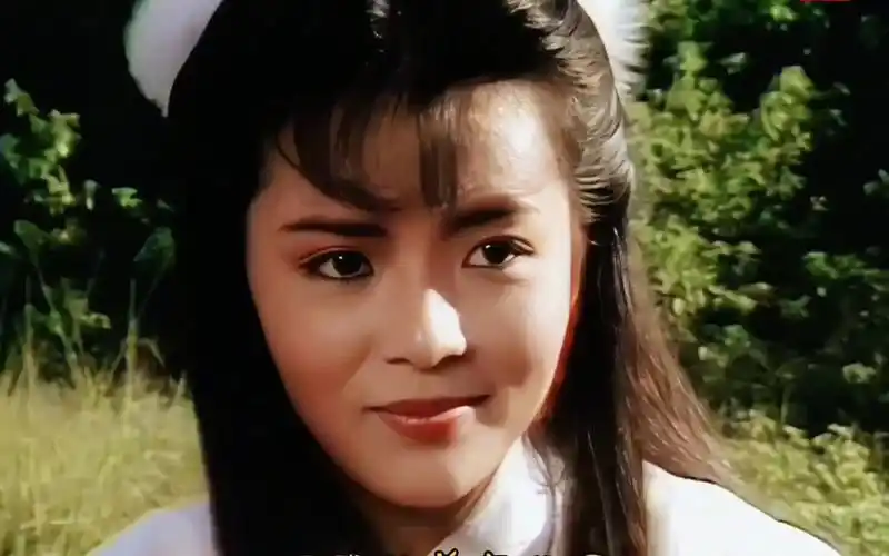 陈玉莲版小龙女,多少人心中的女神,片尾曲《情义两心坚》太好听了!