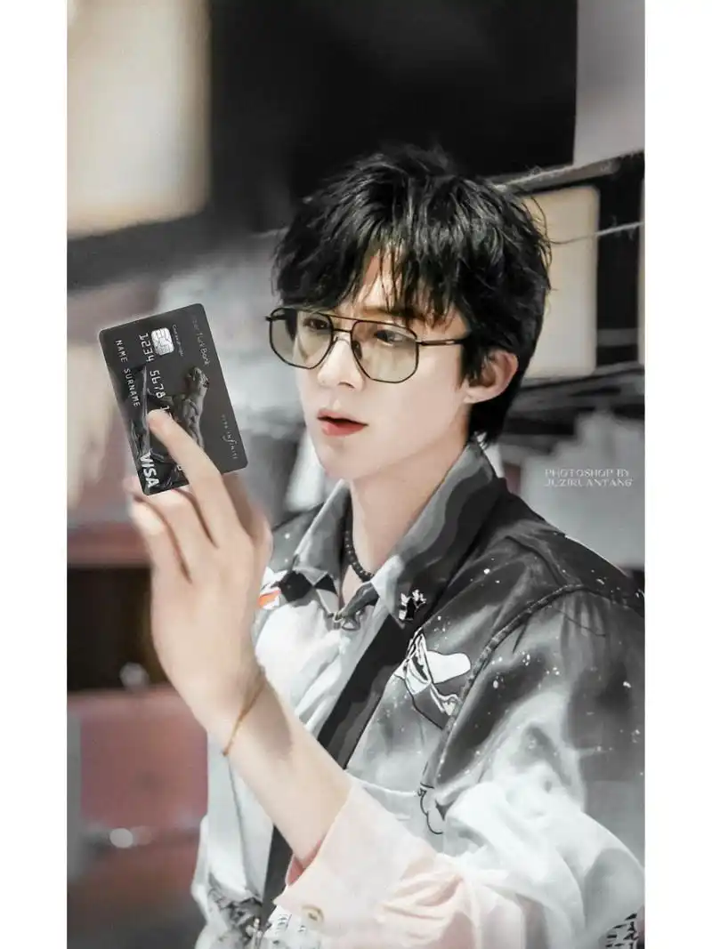 摩登兄弟刘宇宁壁纸(六十八) p2是视频截图的,p1是棚妃姐姐p的