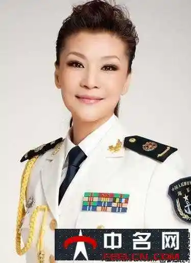 大连 职业: 歌手, 海政歌舞团国家一级演员,副军级待遇,少将军衔