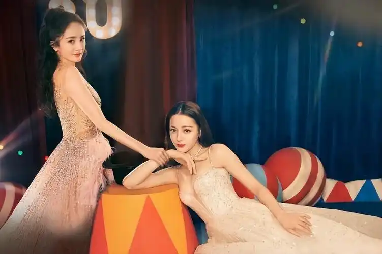 杨幂新剧配置过高,收视得到影帝加持,迪丽热巴要当陪衬了