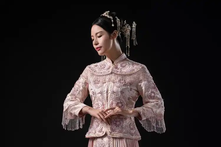 mz bridal中式嫁衣秀禾服