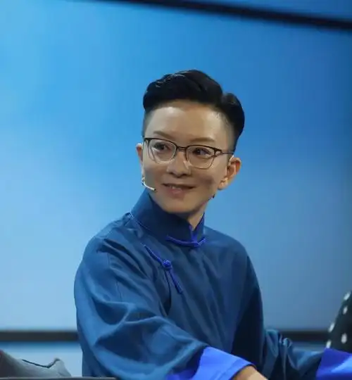 京剧第一女老生王珮瑜:艺路坎坷绽芳华,爱情谱华章