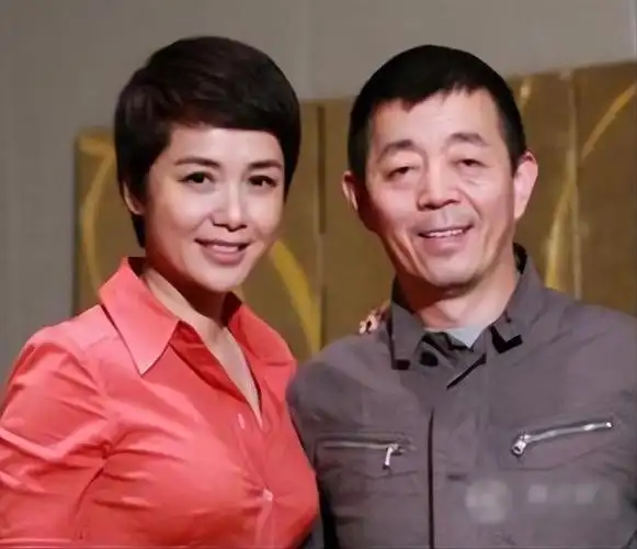 蒋雯丽:与王全安分手嫁给顾长卫,54岁被传恋上小19岁黄轩