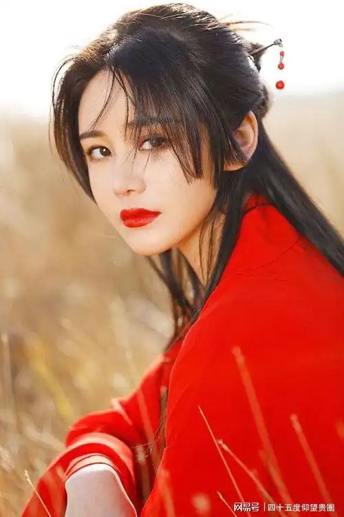 盘点荧幕上惊艳的7位红衣古装美女