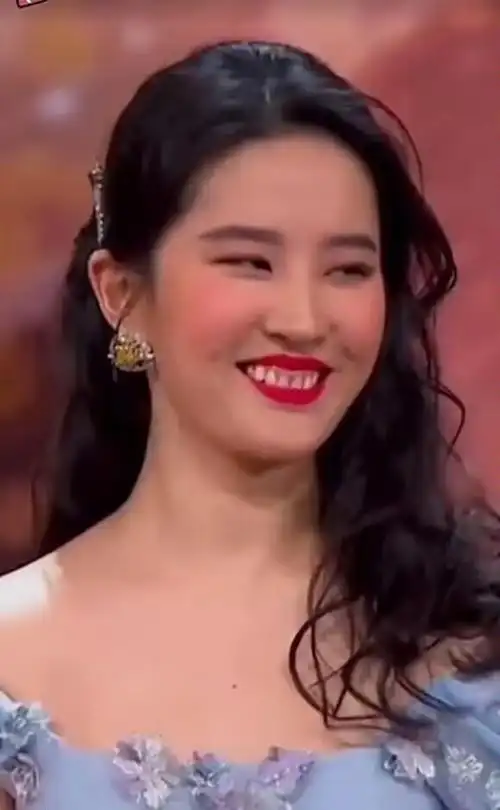 事实证明,"天仙"也不是360度无死角的|刘亦菲|瓜子脸|陈都灵_网易订阅