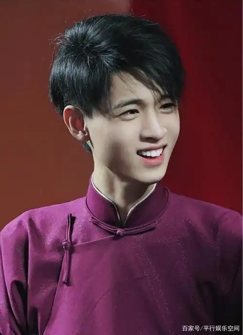 先别笑,盘点德云社里的美男子,"靠脸吃饭"的还真不少