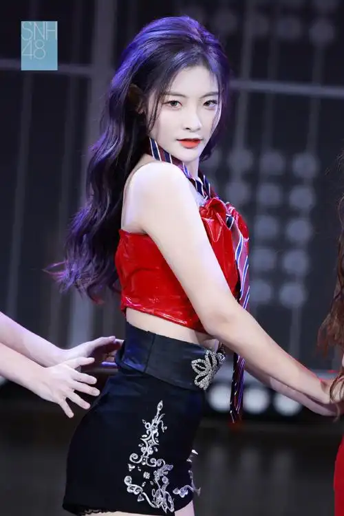 【snh48超话@snh48-李佳恩-生日公演返图】今夜,李佳恩泪洒舞台,在