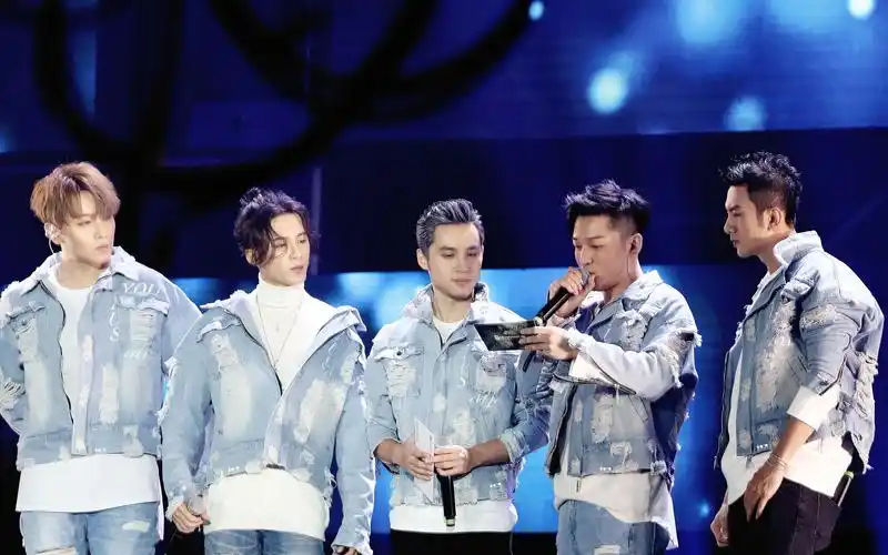 乡恋 mic男团"江山如画"国庆音乐会 饭拍版 13-09-12