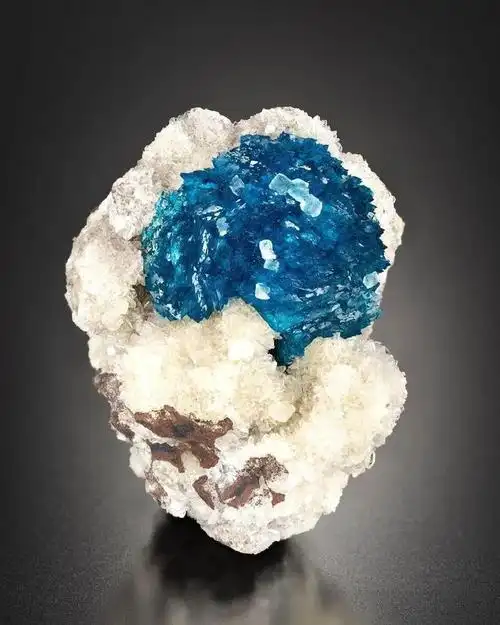 罕见的宝石摄影,璀璨又迷人,让人叹为观止|矿石|拉斯洛|摄影_新浪新闻