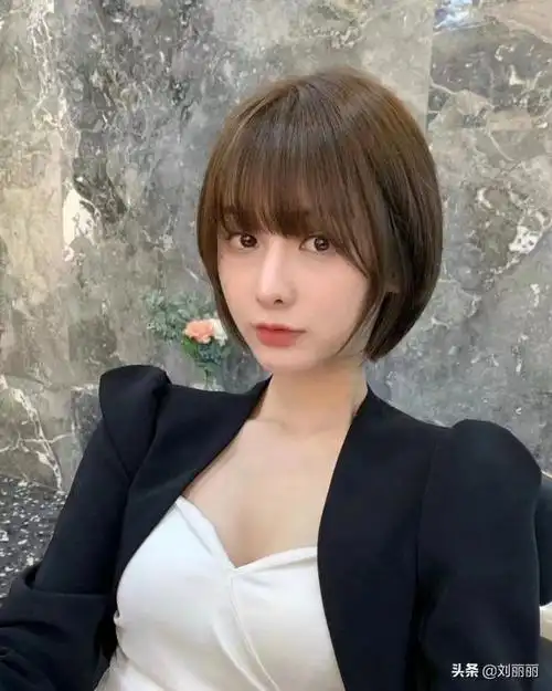 短碎发女图片大全(2021短发大全100款快挑一款吧)-折优惠