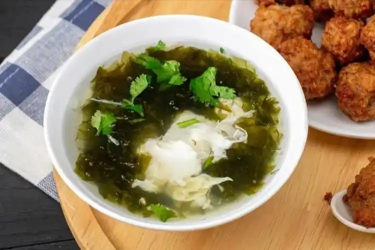 紫菜蛋花汤紫菜无需下锅煮大厨教你传统