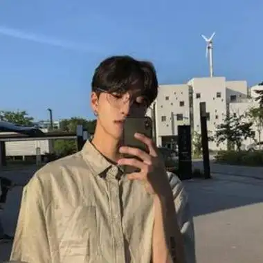 帅气奶萌的真人男生气质头像大全